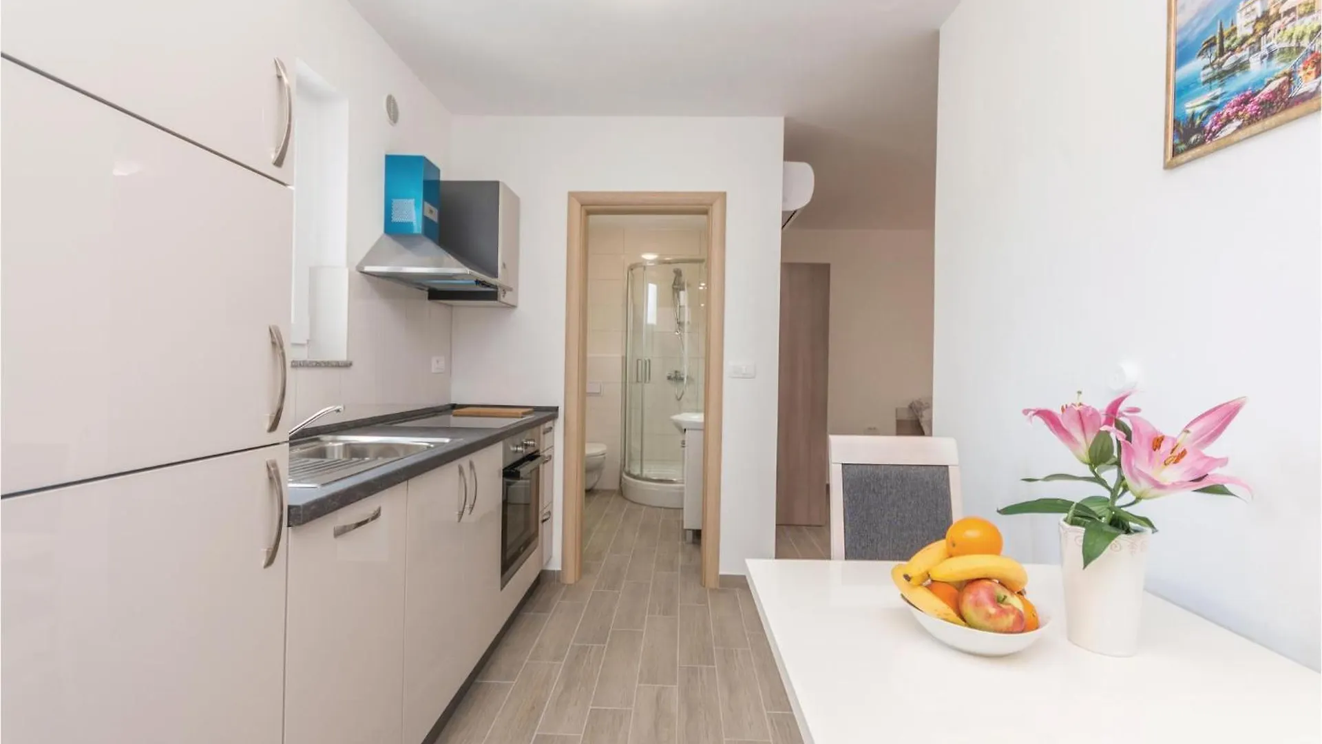 Lovely Apartment In Biograd Na Moru With Kitchen